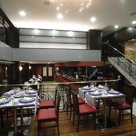 Ciudad De Hotel