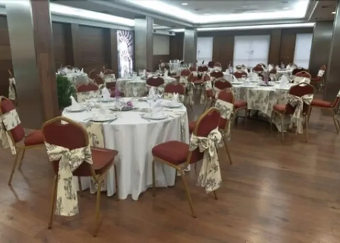 Ciudad De Ξενοδοχείο 4*