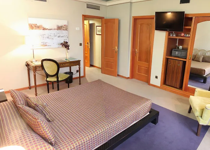 Szálloda Ciudad De 4*