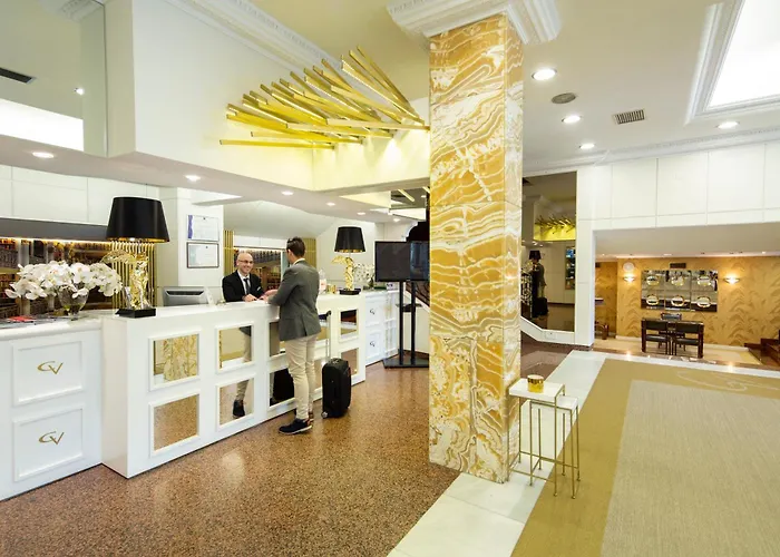 Ξενοδοχείο Ciudad De 4*