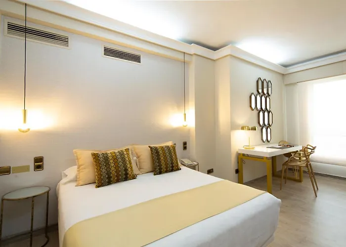 Ciudad De Ξενοδοχείο Βίγκο